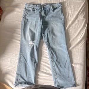 Evereve, High Rise Fit, brand new jeans. Size 32